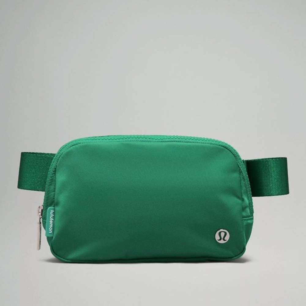 - Everywhere Belt Bag 1L - Emerald Ice